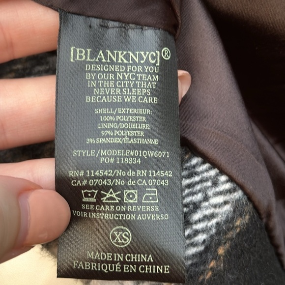 Blank NYC cropped flannel shacket, size XS - Picture 6 of 6